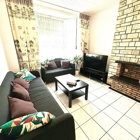 בית נופש House To Rent In Boom, Belgium Tomorrowland בום