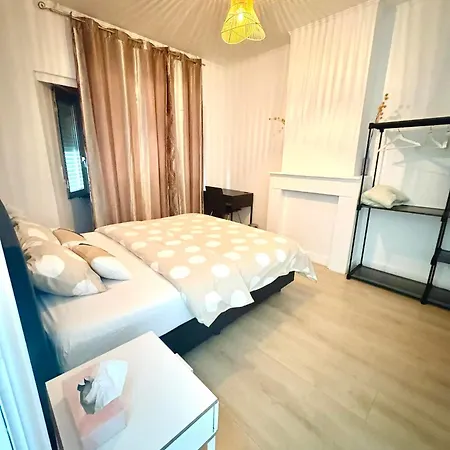 House To Rent In Boom, Belgium Tomorrowland בית נופש בום